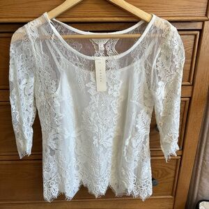 NWT Adiva White Lace Blouse with Attached Undershirt Womens Size S White Lace